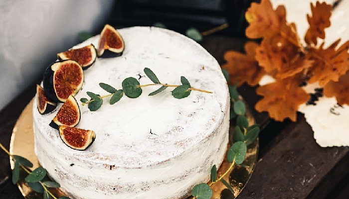 bf FALL WEDDING CAKES TRENDS
