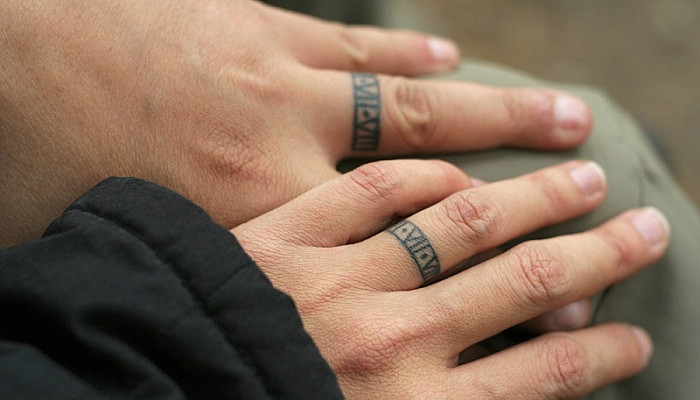couple tattoo ring